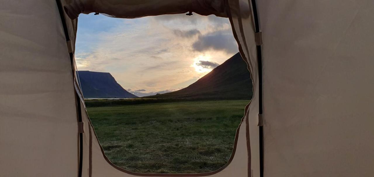 Korpudalur Hi Hostel Flateyri 외부 사진