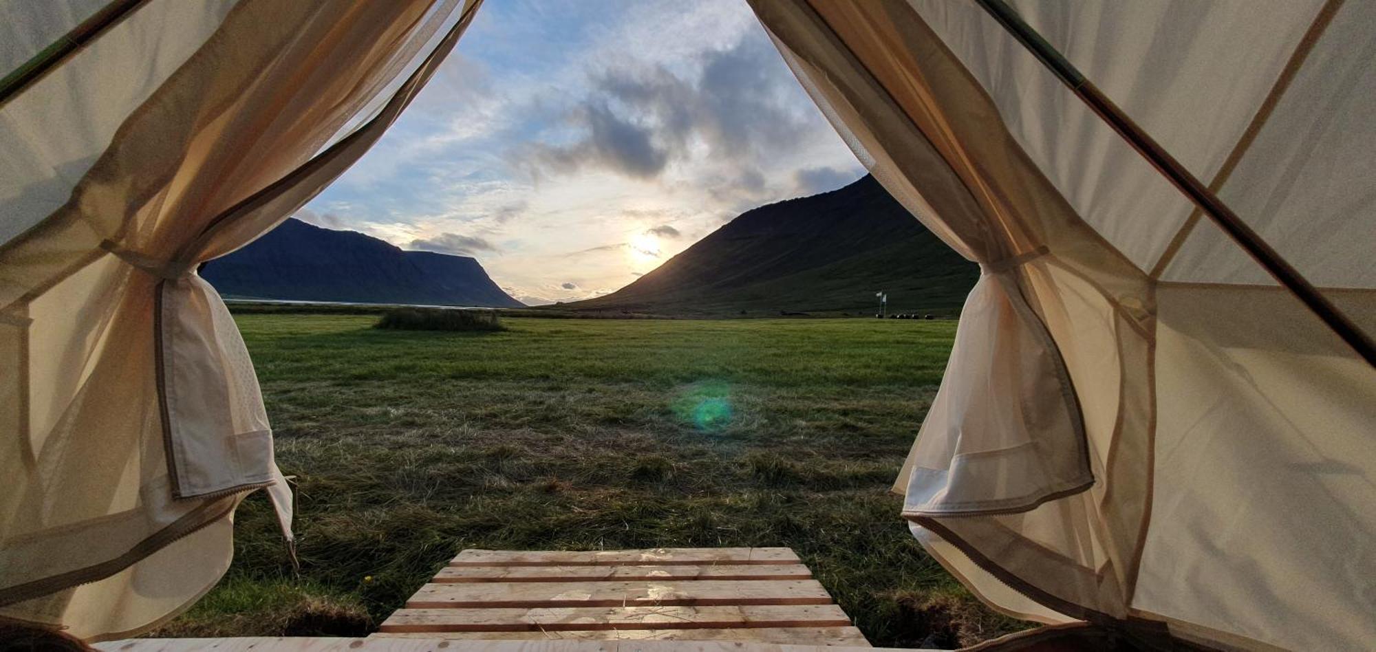 Korpudalur Hi Hostel Flateyri 외부 사진