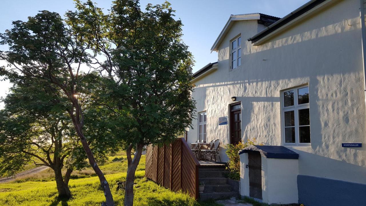 Korpudalur Hi Hostel Flateyri 외부 사진